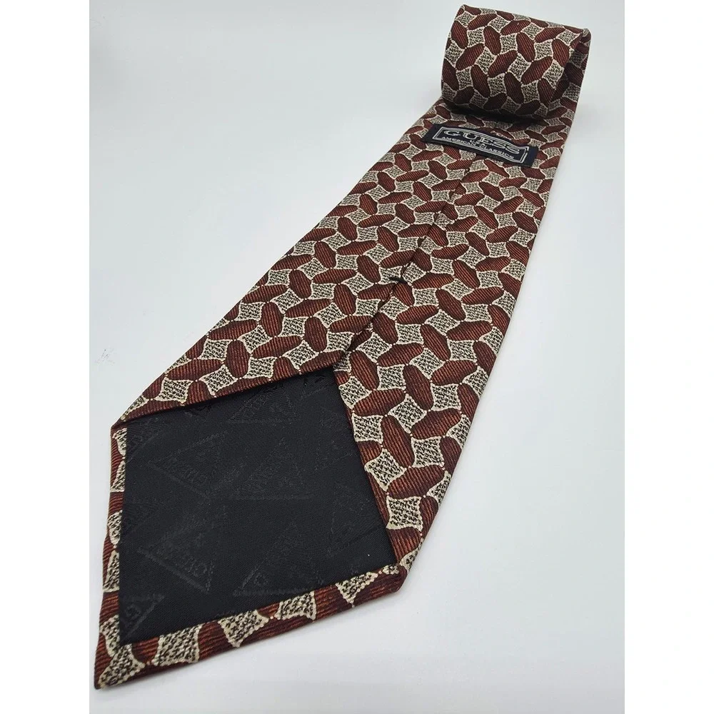 Vintage Guess American Classics 100% Silk Geometric Neck Tie 58